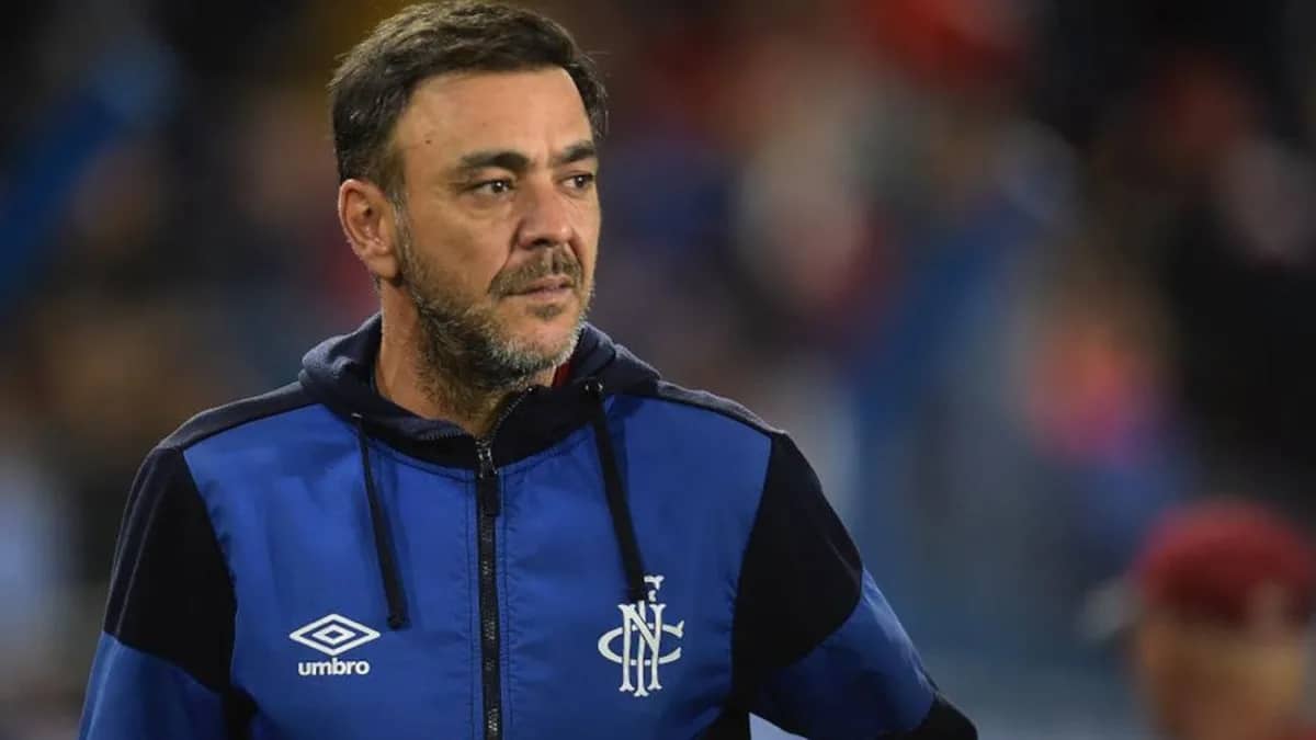 El «Chino» Alvaro Recoba cerca de la Selección de Nicaragua