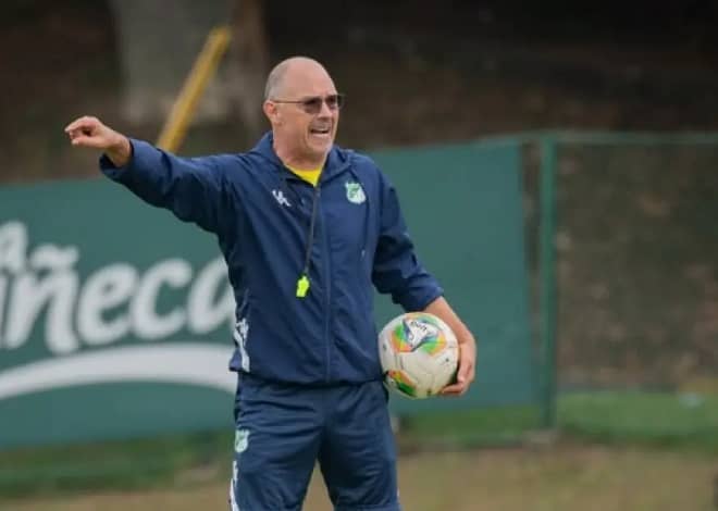 Alfredo Arias: «Los jugadores siempre son los más importantes, son los líderes»