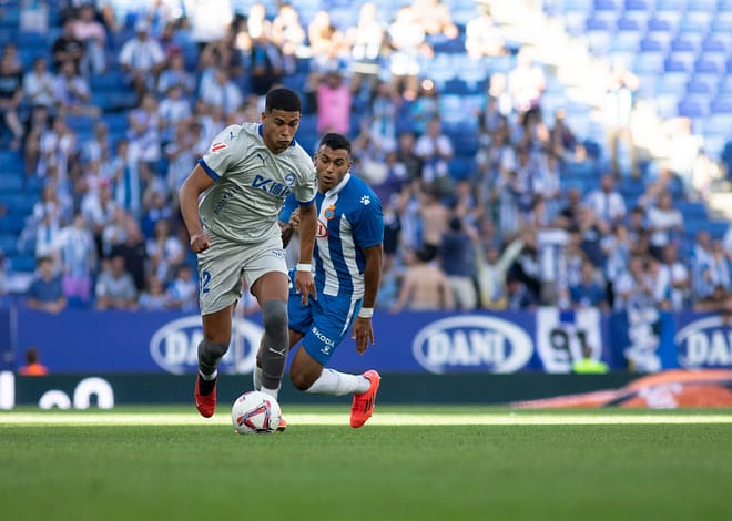 Atlético de Madrid sigue de cerca a Santiago Mouriño: ¿se activa la cláusula de recompra?