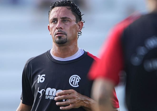 Sebastián Vázquez es el nuevo DT de General Caballero JLM